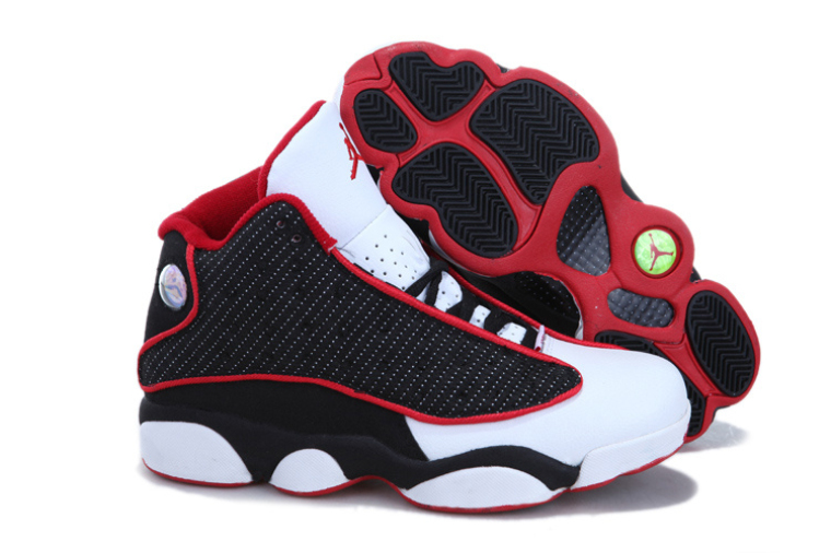 basket jordan femme noir et rouge